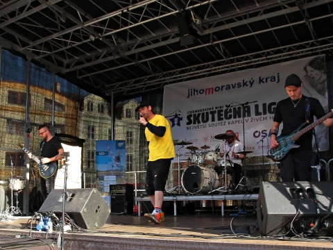 3. 10. Skutečná liga — fotografie 24