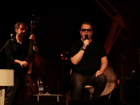 8. 10. Richard Müller - Komorní recitál — fotografie 3