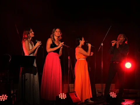 10. 10. Acapella koncert Za5 & Mezihlasy — fotografie 8