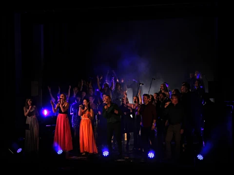 10. 10. Acapella koncert Za5 & Mezihlasy — fotografie 28