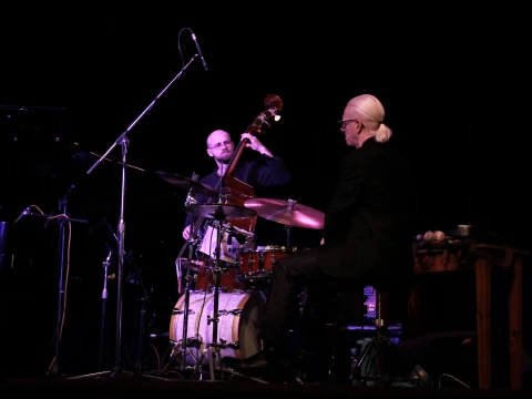 20. 10. Yogev Shetrit Trio — fotografie 2