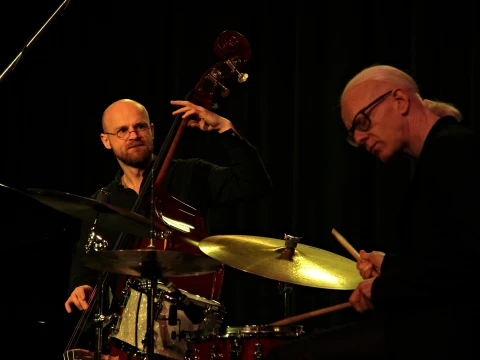 20. 10. Yogev Shetrit Trio — fotografie 5