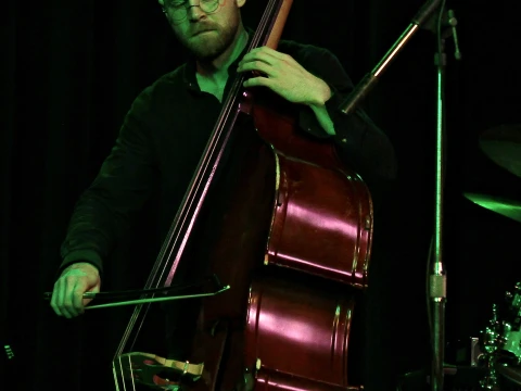 20. 10. Yogev Shetrit Trio — fotografie 12