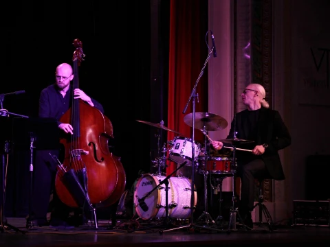 20. 10. Yogev Shetrit Trio — fotografie 14